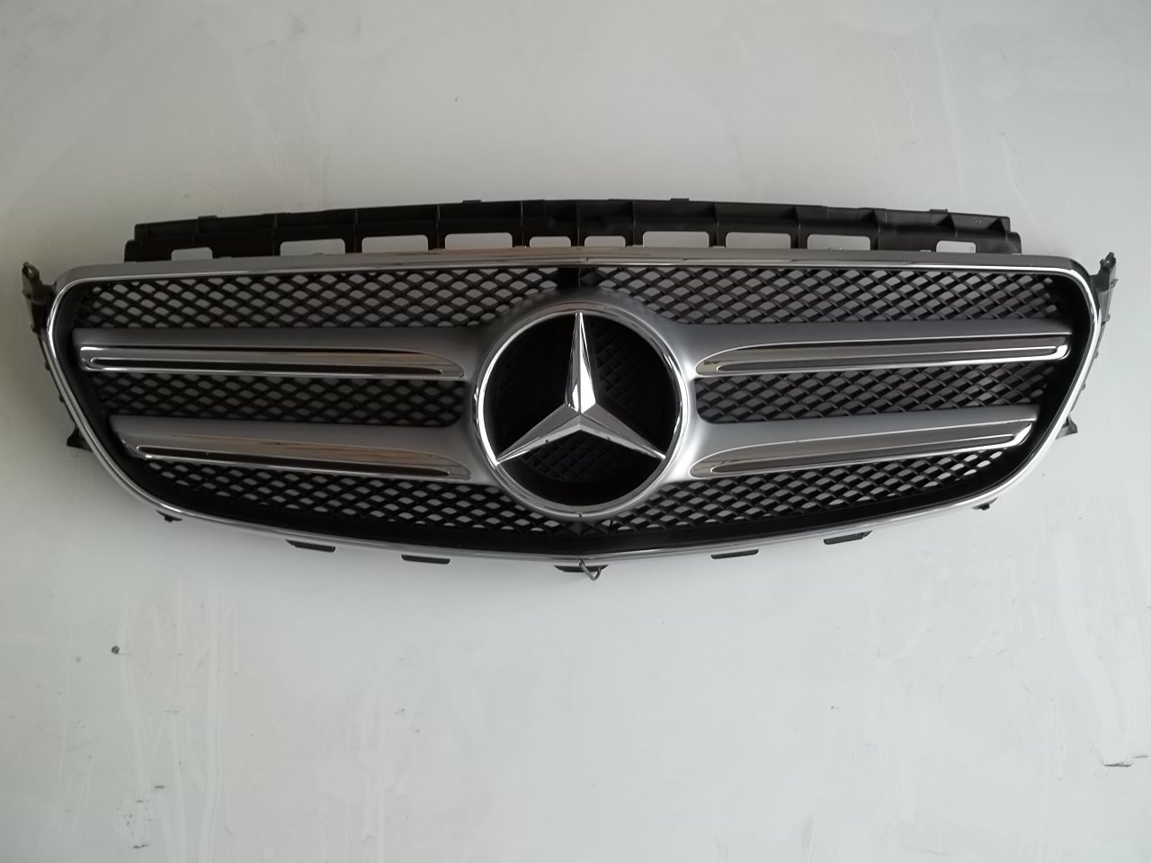 Mercedes-Benz E-Klasse W213 Kühlergrill FRONTGRILL Kühlergitter A2138880223 - Image 1