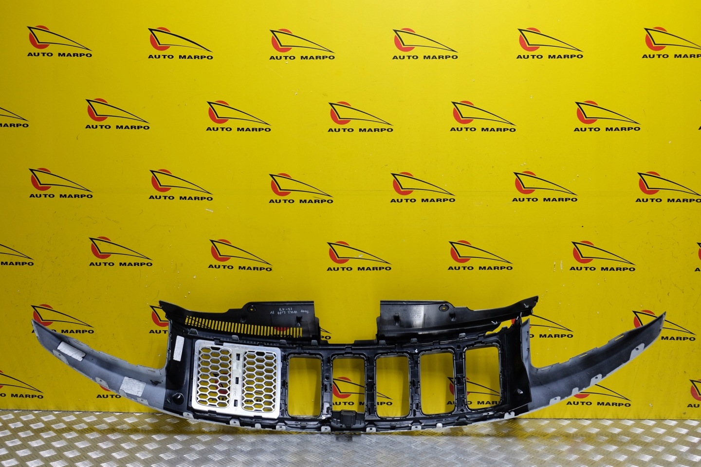 Jeep Cherokee J Kühlergrill FRONTGRILL Kühlergitter - Thumbnail 11