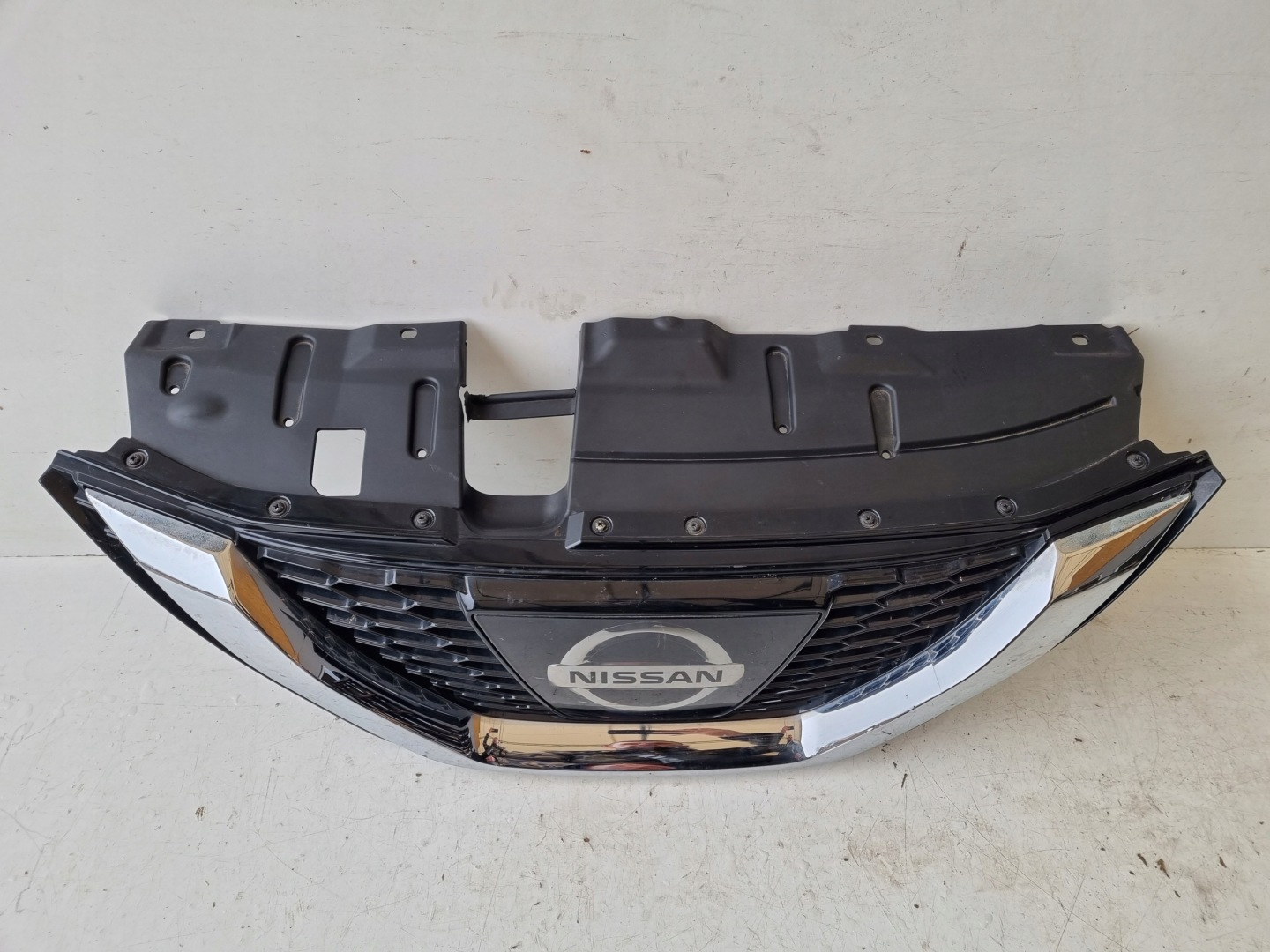 Nissan Qashqai J11 Kühlergrill FRONTGRILL Kühlergitter - Thumbnail 8
