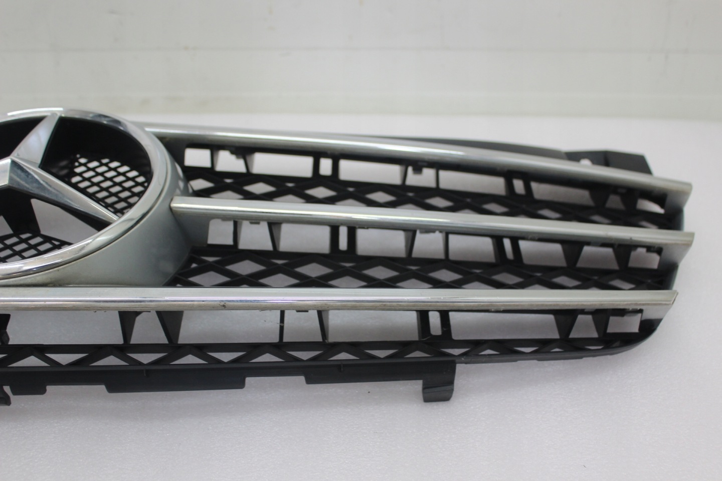 Mercedes-Benz Vito W639 Kühlergrill FRONTGRILL Kühlergitter A6398800083 - Thumbnail 11