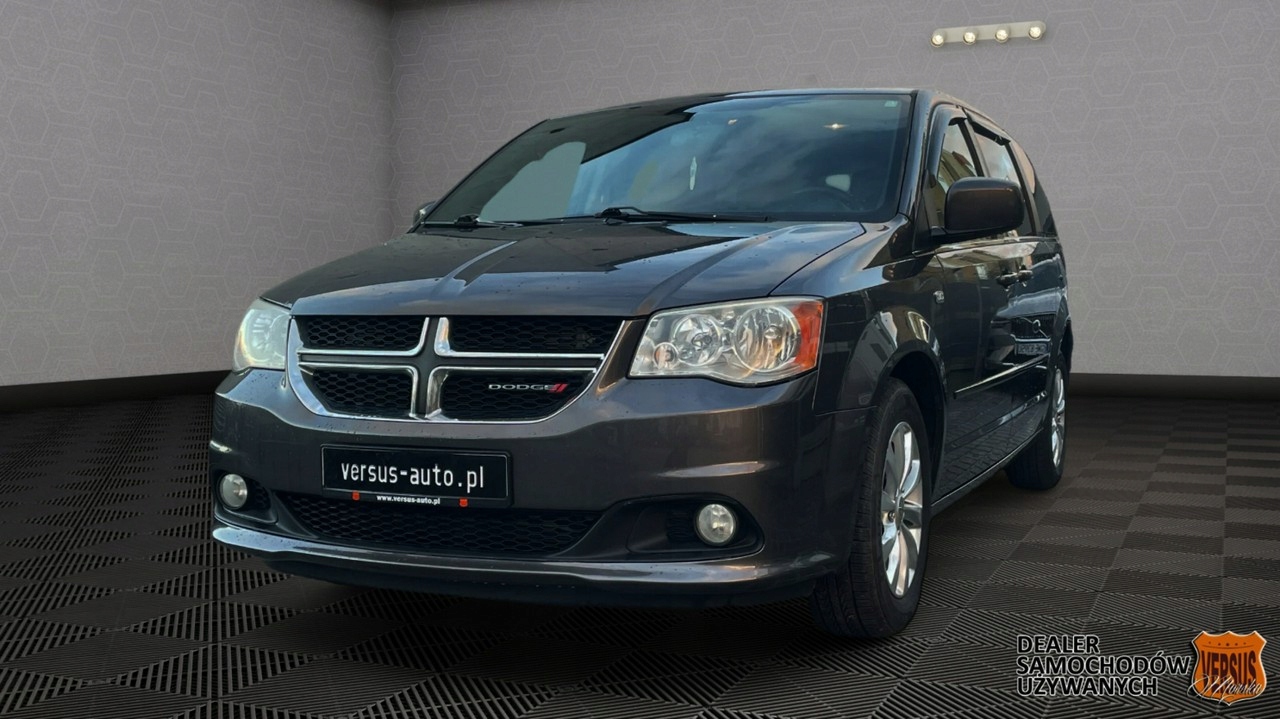 Dodge Caravan V Grand Caravan Facelifting 3.6 VVT 283KM 2014