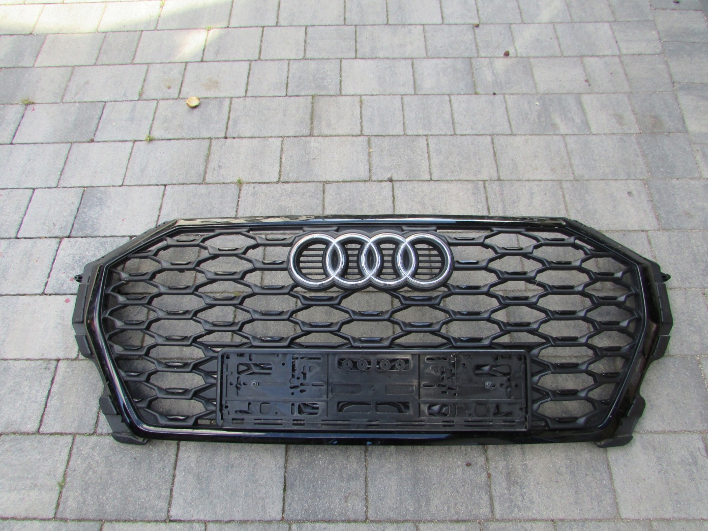 Audi Q3 Kühlergrill FRONTGRILL Kühlergitter 83F853651B - Thumbnail 1
