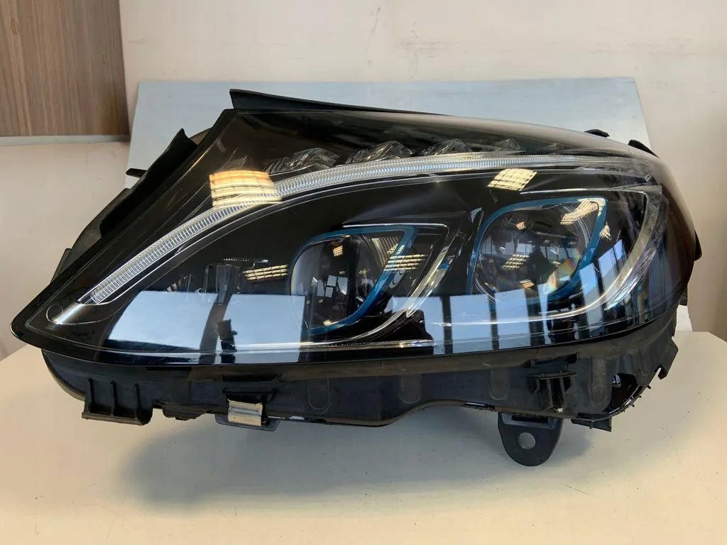 Frontscheinwerfer Mercedes-Benz C-Klasse W205 A2059063704 LED Links Headlight - Thumbnail 9