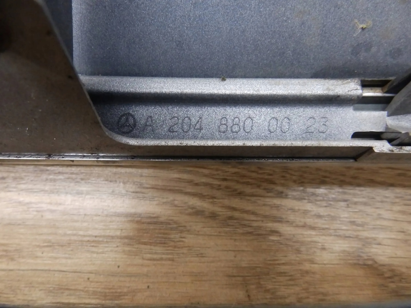 Mercedes-Benz C-Klasse W204 Kühlergrill FRONTGRILL Kühlergitter A2048800023 - Thumbnail 7
