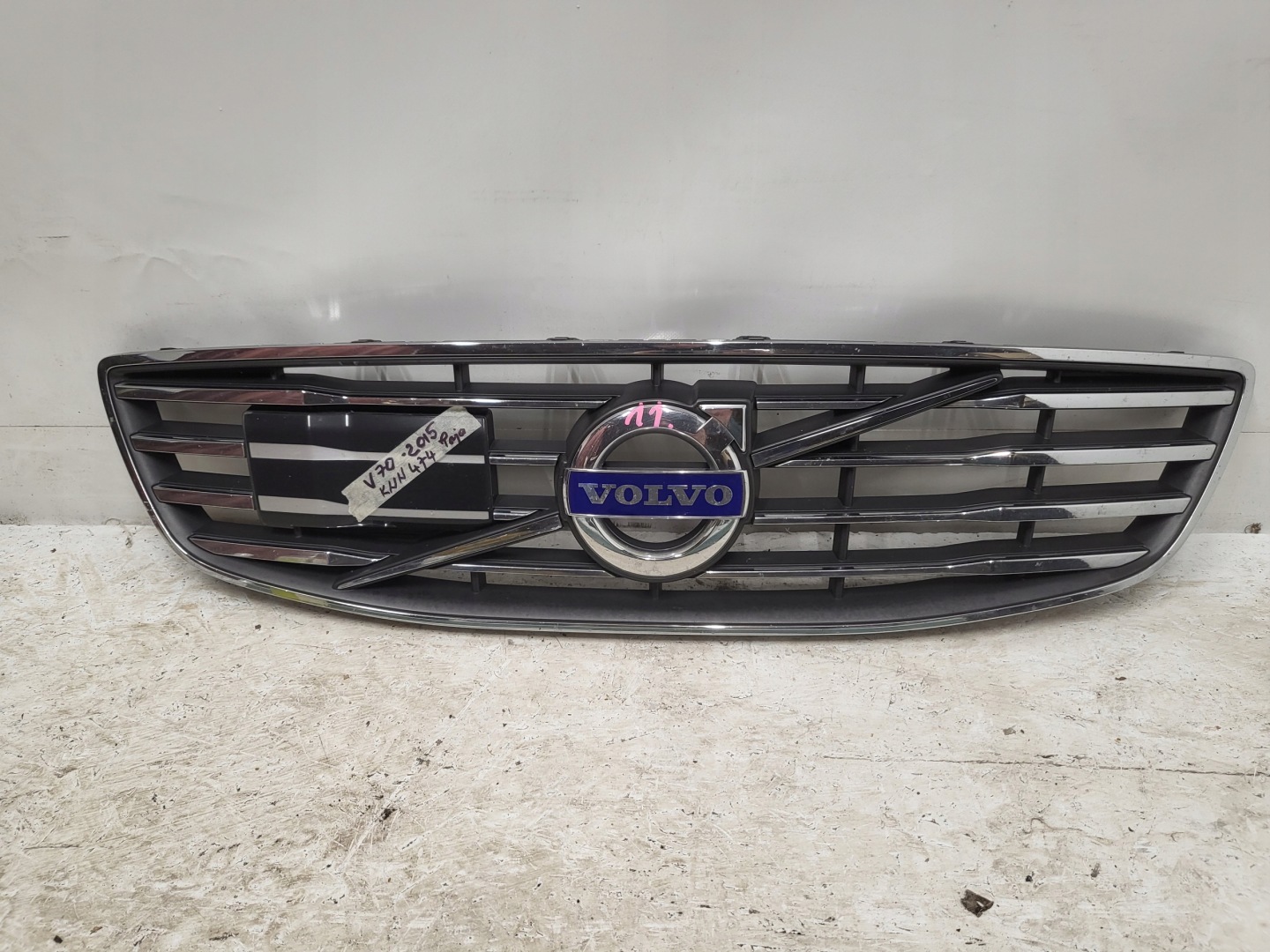 Volvo S70/V70/XC70 V70 Kühlergrill FRONTGRILL Kühlergitter 31383600 - Thumbnail 1