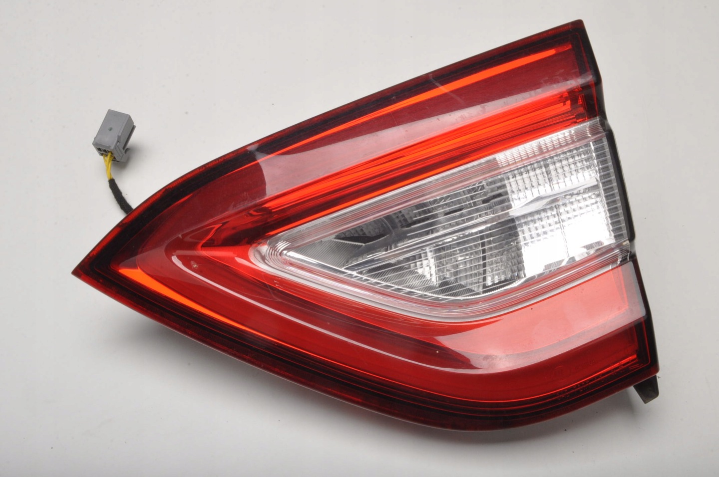 Maserati Levante AM156 Rückleuchte Rearlamp - Thumbnail 1
