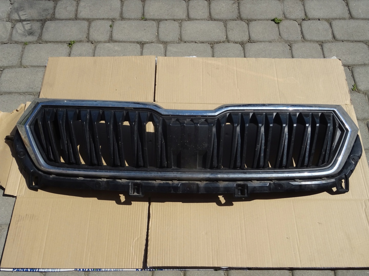 Skoda Karoq 57A Kühlergrill FRONTGRILL Kühlergitter 57A853653GA - Thumbnail 1