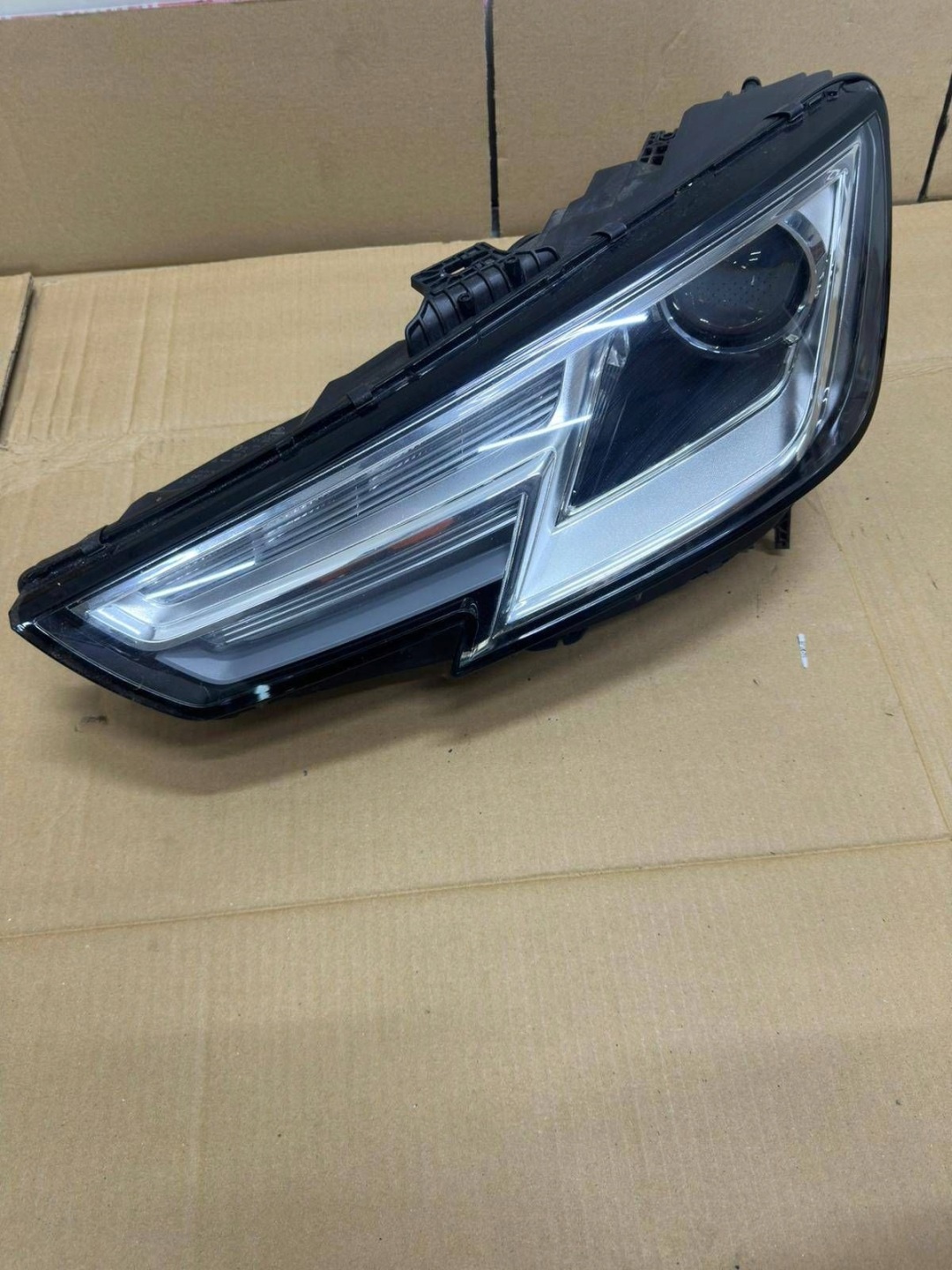 Frontscheinwerfer Audi A4 B9 8W0941005 Bi-Xenon Links Scheinwerfer Headlight - Thumbnail 7