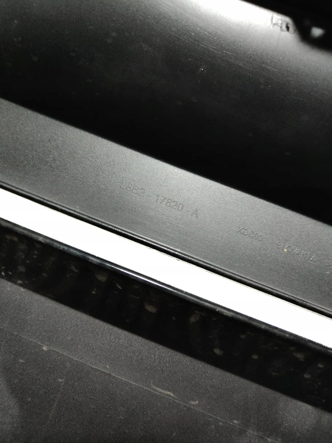 Land Rover Defender LA Kühlergrill FRONTGRILL Kühlergitter L8B217820 - Thumbnail 8