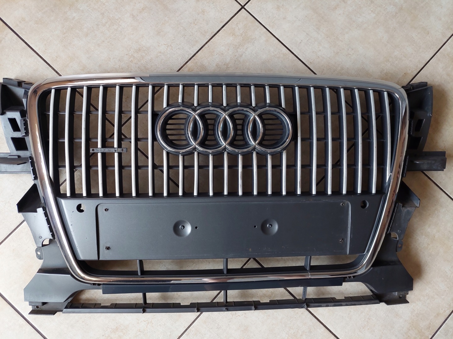 Audi Q5 Kühlergrill FRONTGRILL Kühlergitter 8R0853651 - Thumbnail 8