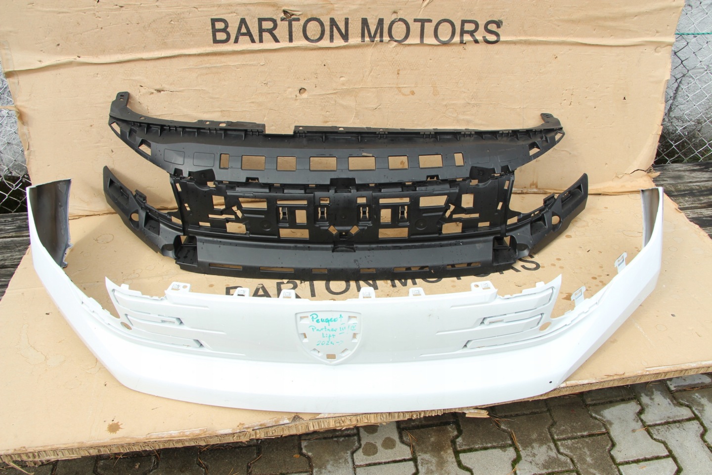 Peugeot Partner 7* Kühlergrill FRONTGRILL Kühlergitter 9856189380 - Thumbnail 7