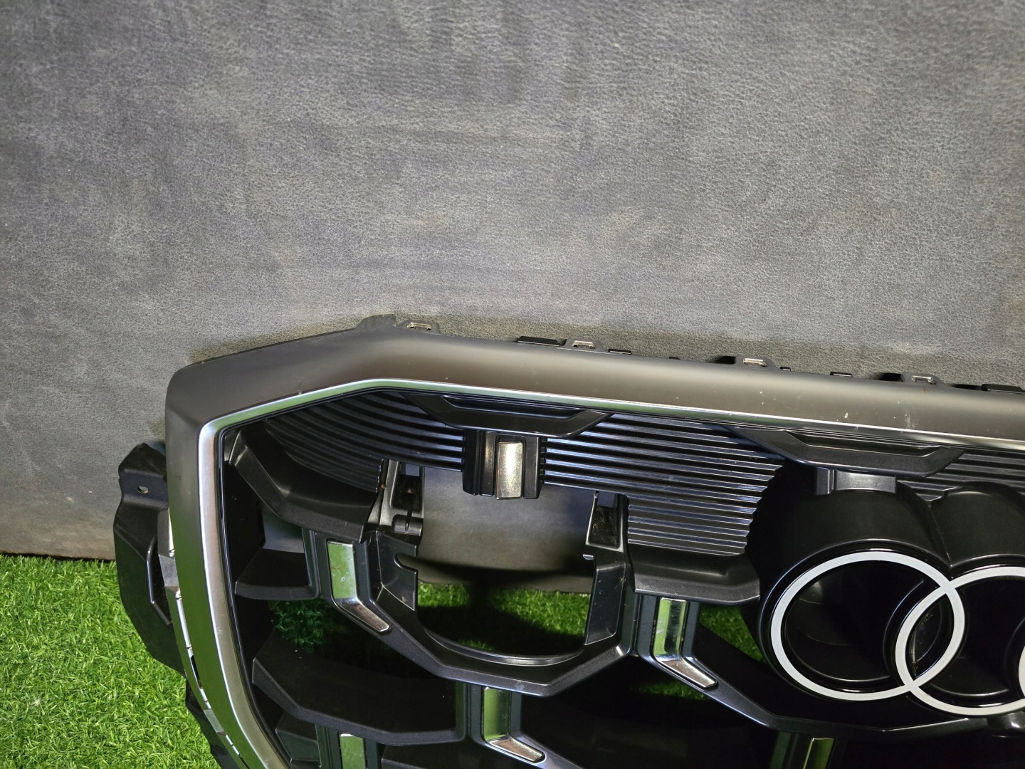 Audi Q7 Kühlergrill FRONTGRILL Kühlergitter 4M0853651BM - Thumbnail 10