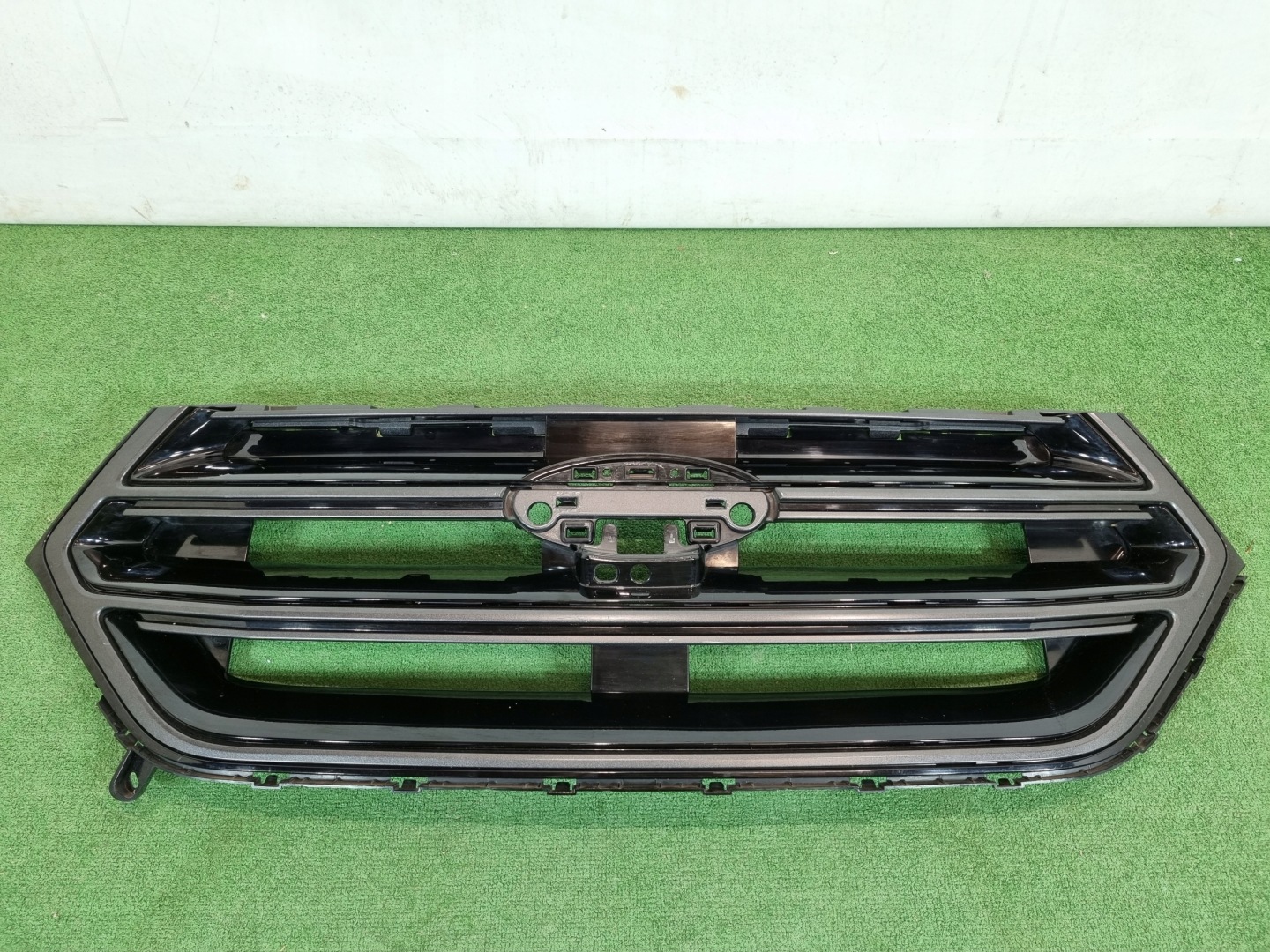Ford Edge I SBF Mk1 Kühlergrill FRONTGRILL Kühlergitter GT4B8191JAWKA - Thumbnail 1