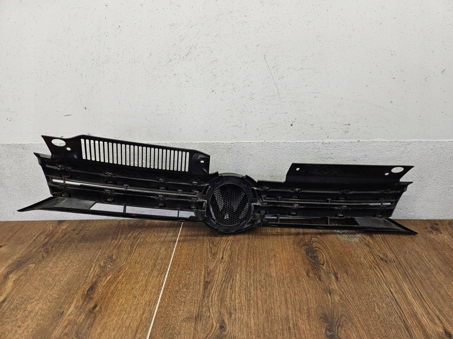 VW Golf V Kühlergrill FRONTGRILL Kühlergitter 5K0853651 - Thumbnail 7
