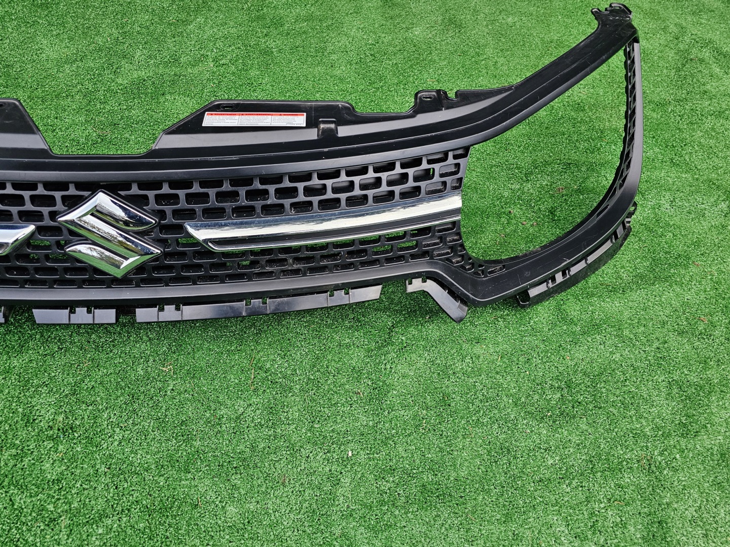Suzuki Ignis I FH Kühlergrill FRONTGRILL Kühlergitter 7211162R072 - Thumbnail 4