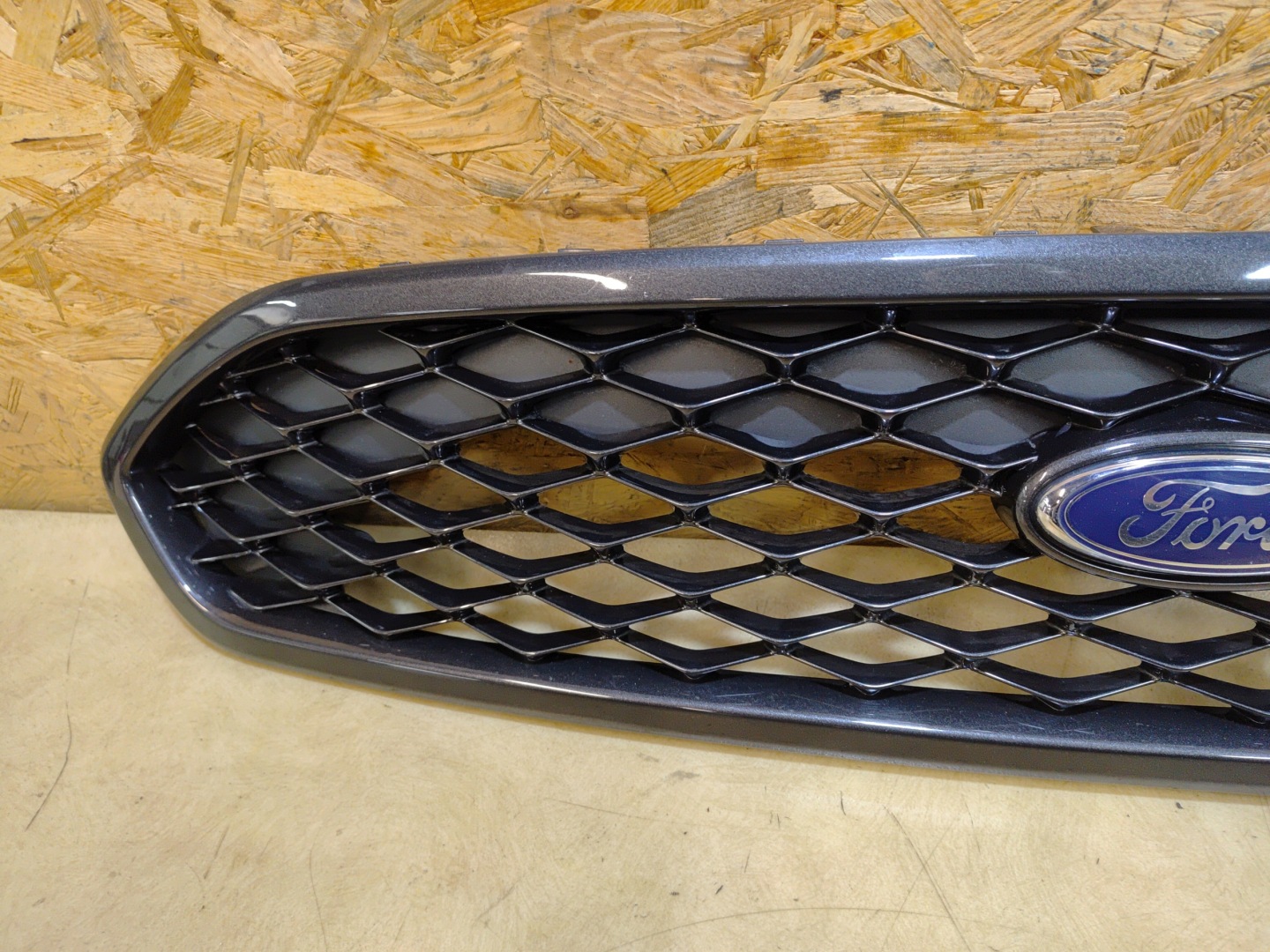 Ford Ka III KAF Mk3 Kühlergrill FRONTGRILL Kühlergitter - Thumbnail 6