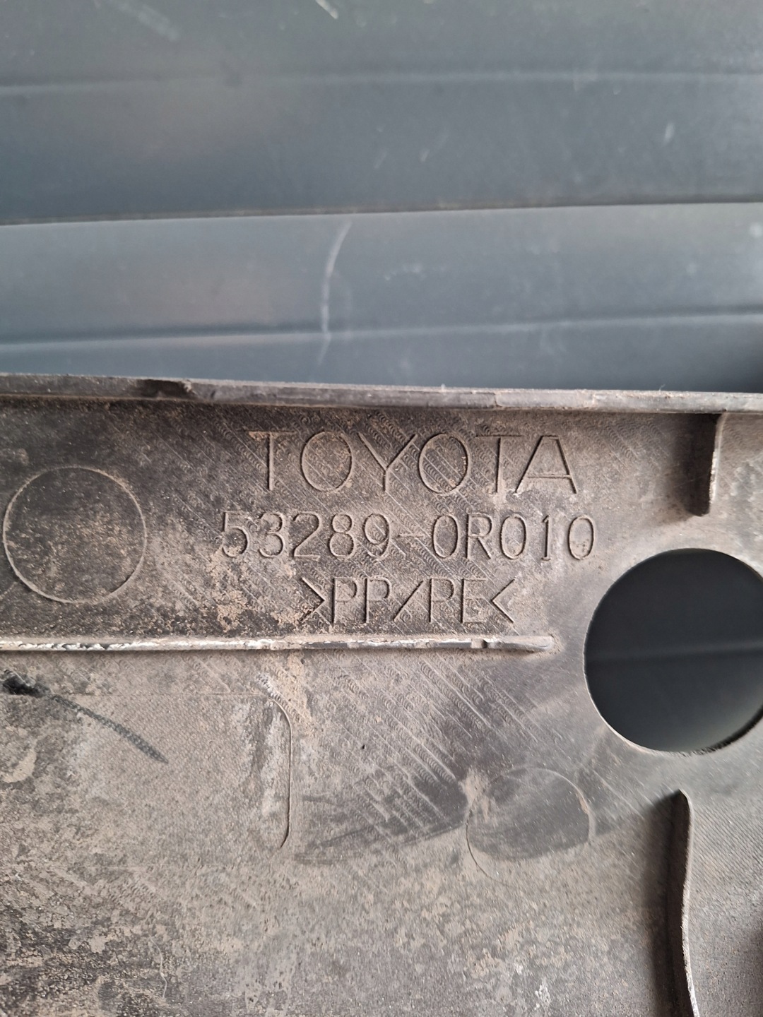 Toyota RAV4 XA5 Kühlergrill FRONTGRILL Kühlergitter 532890R010 - Thumbnail 9