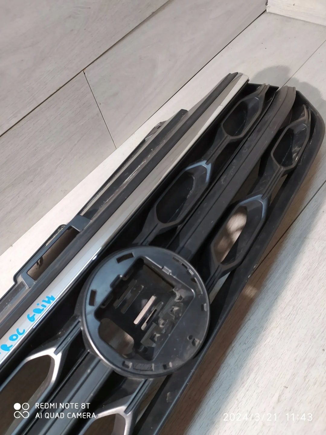 VW T-Roc A1 Kühlergrill FRONTGRILL Kühlergitter 2GA853653H - Thumbnail 11
