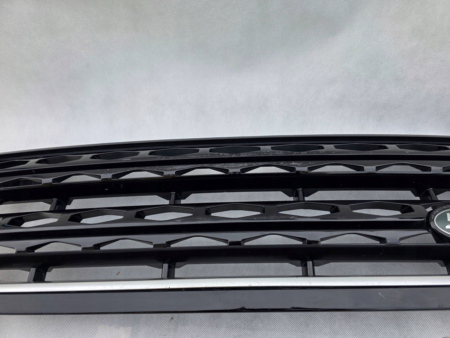 Land Rover Discovery LA Kühlergrill FRONTGRILL Kühlergitter H228138A - Thumbnail 9