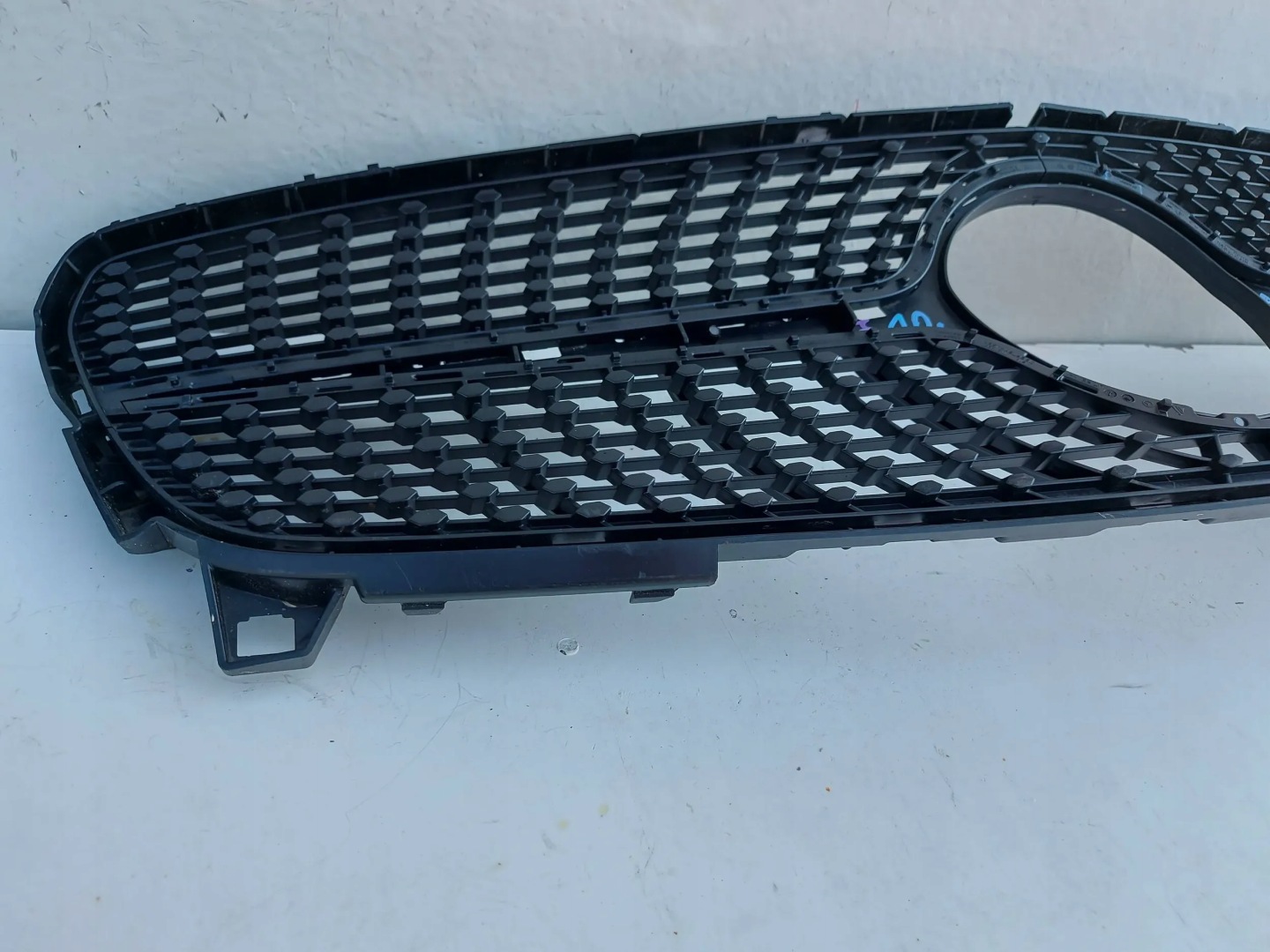Mercedes-Benz A-Klasse W176 Kühlergrill FRONTGRILL Kühlergitter A1768881760 - Thumbnail 6