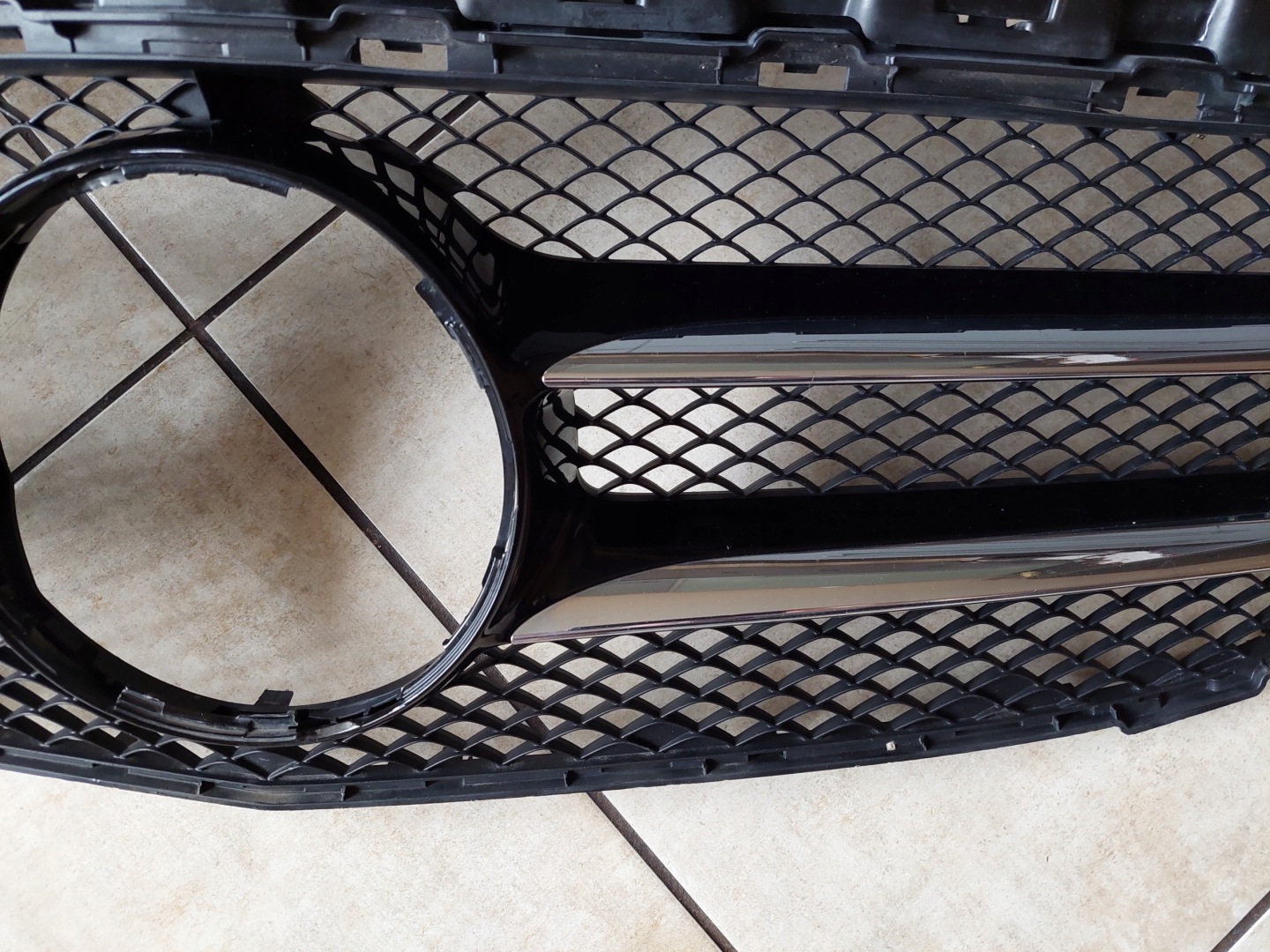 Mercedes-Benz C-Klasse W205 Kühlergrill FRONTGRILL Kühlergitter A2058851165 - Thumbnail 7