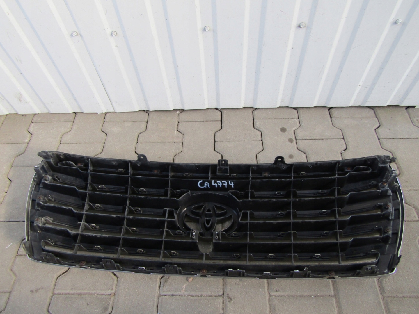 Toyota Land Cruiser J8/J10/J20 J8 Kühlergrill FRONTGRILL 5311460110H - Thumbnail 10