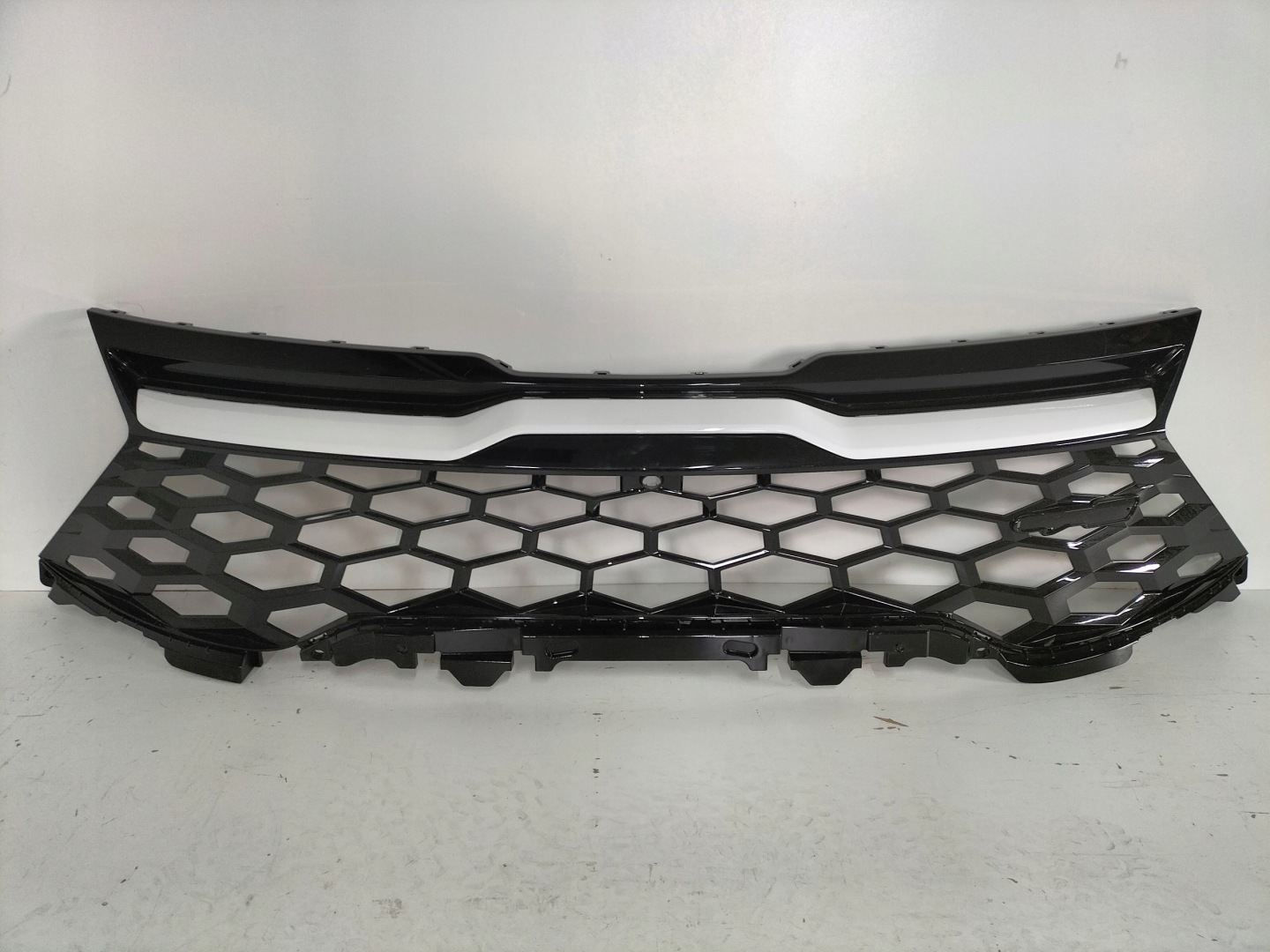 Kia Sportage JA Kühlergrill FRONTGRILL Kühlergitter - Thumbnail 1