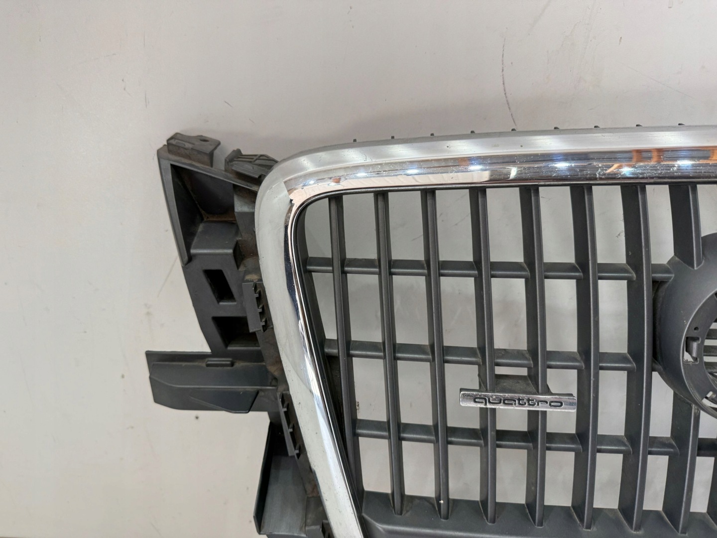 Audi Q5 Kühlergrill FRONTGRILL Kühlergitter 8R0853651GR - Thumbnail 11