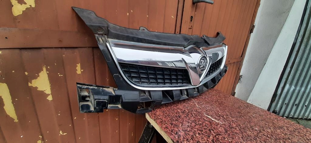 Opel Vectra Kühlergrill FRONTGRILL Kühlergitter 90300000 - Thumbnail 9