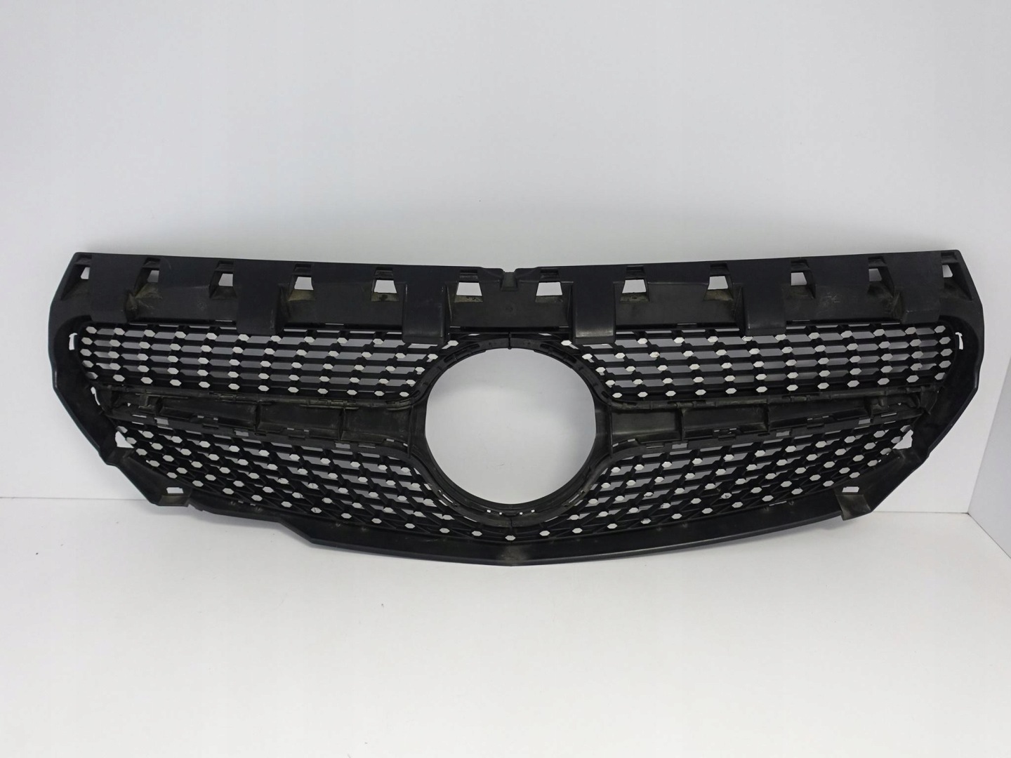 Mercedes-Benz CLA W117 Kühlergrill FRONTGRILL Kühlergitter A1178881160 - Thumbnail 1