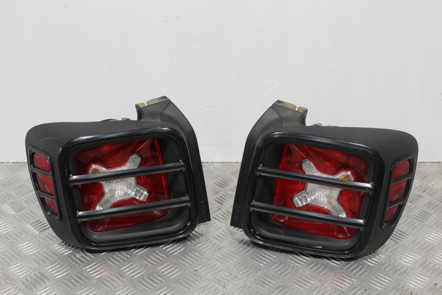 Jeep Renegade BU Rückleuchte Rearlamp - Thumbnail 1