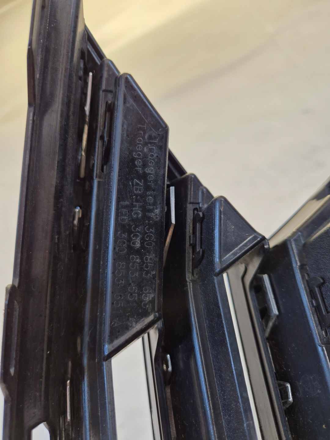 VW Passat B8 Kühlergrill FRONTGRILL Kühlergitter 3G0853651A - Thumbnail 11