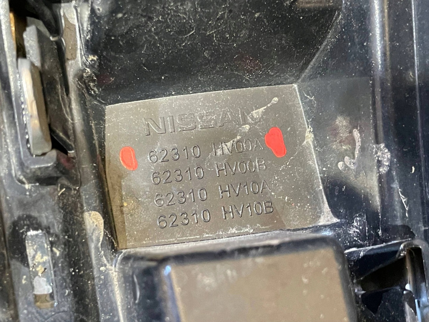Nissan Qashqai J11 Kühlergrill FRONTGRILL Kühlergitter 62310HV00A - Thumbnail 12