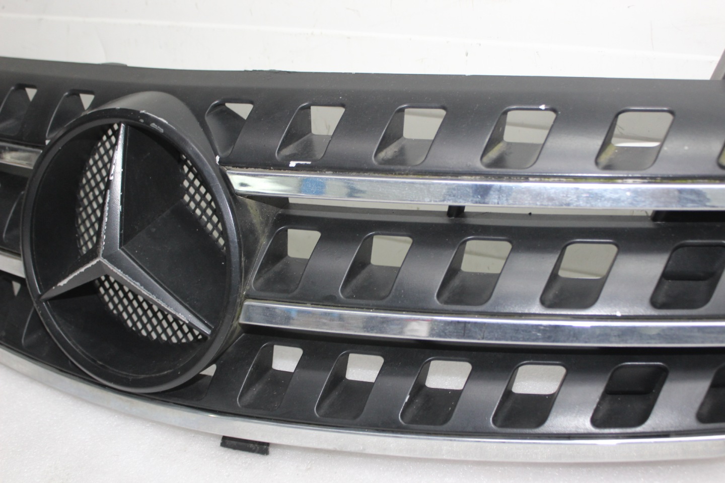 Mercedes-Benz M-Klasse W164 Kühlergrill FRONTGRILL Kühlergitter A1648800885 - Thumbnail 7