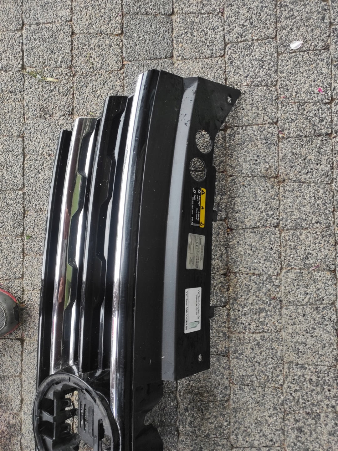 VW Tiguan Kühlergrill FRONTGRILL Kühlergitter 5NA853653B - Thumbnail 4