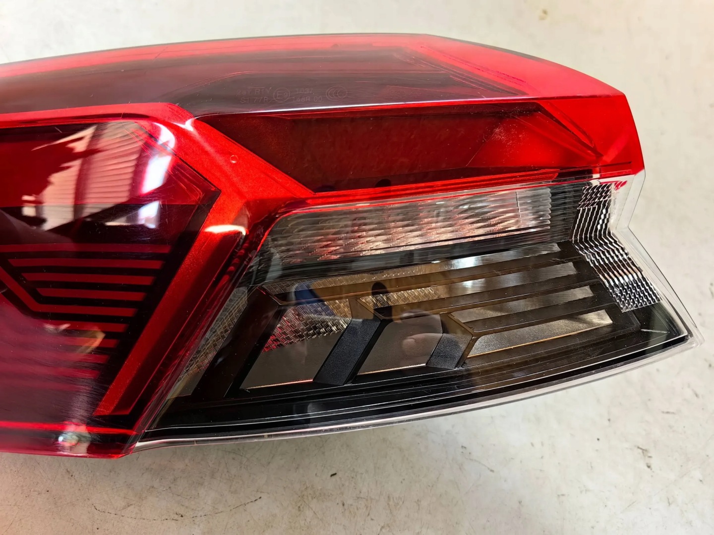 Audi Q4 Rückleuchte 89A945091 Rearlamp - Thumbnail 2