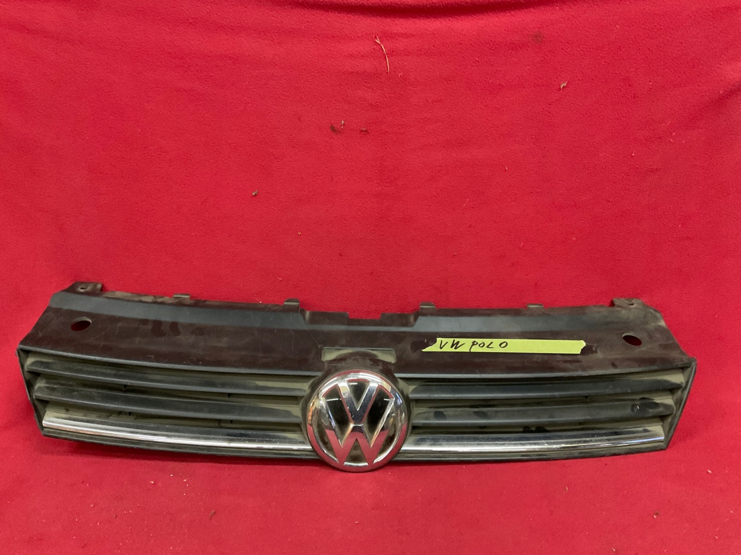 VW Polo V Kühlergrill FRONTGRILL Kühlergitter 6C0853653A - Thumbnail 1