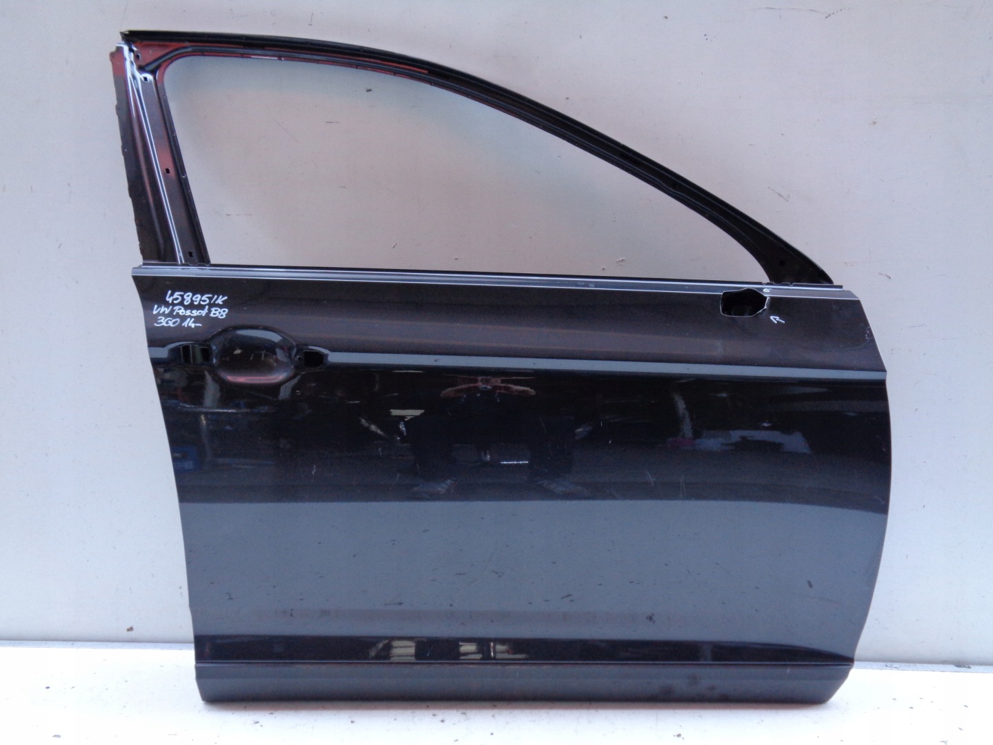VW Passat B8 Tür Vorne Rechts Door Porta Porte - Thumbnail 1