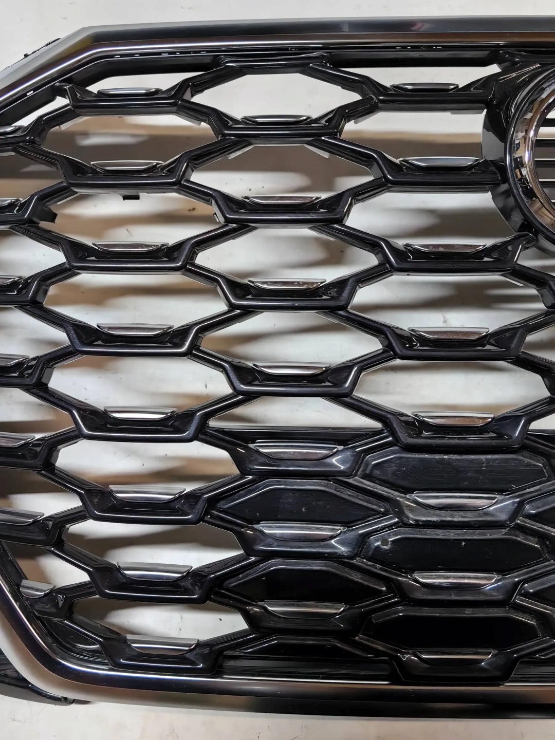 Audi Q3 Kühlergrill FRONTGRILL Kühlergitter 83F853651 - Thumbnail 4