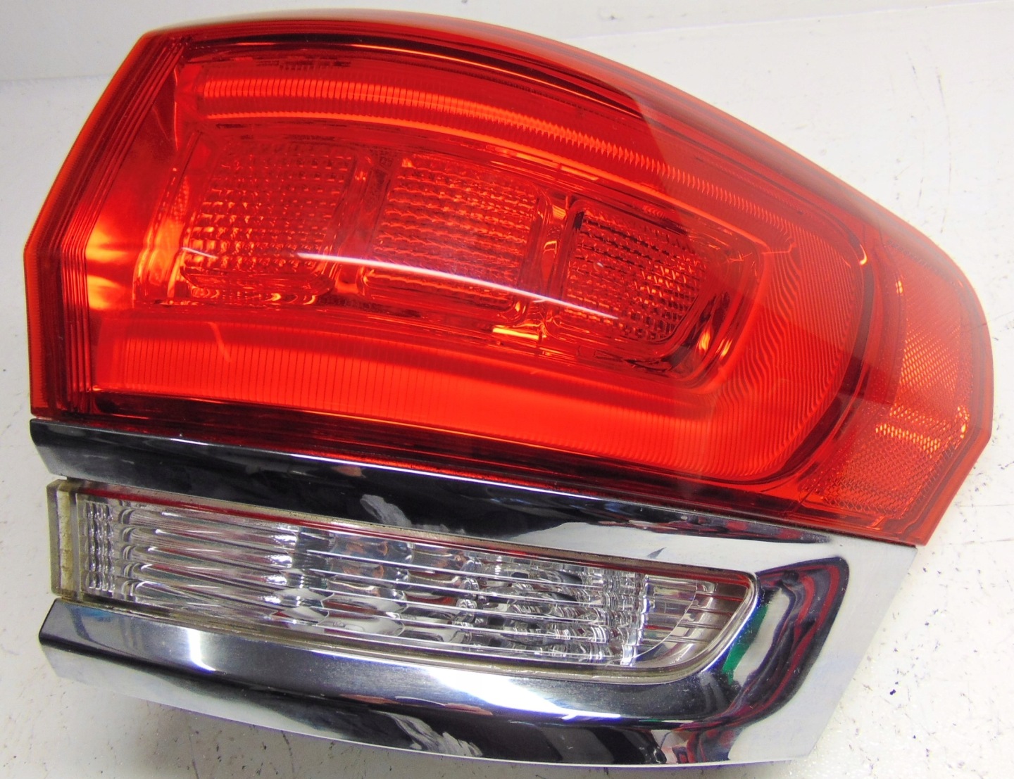 Jeep Cherokee J Rückleuchte 051915BP Rearlamp - Thumbnail 1