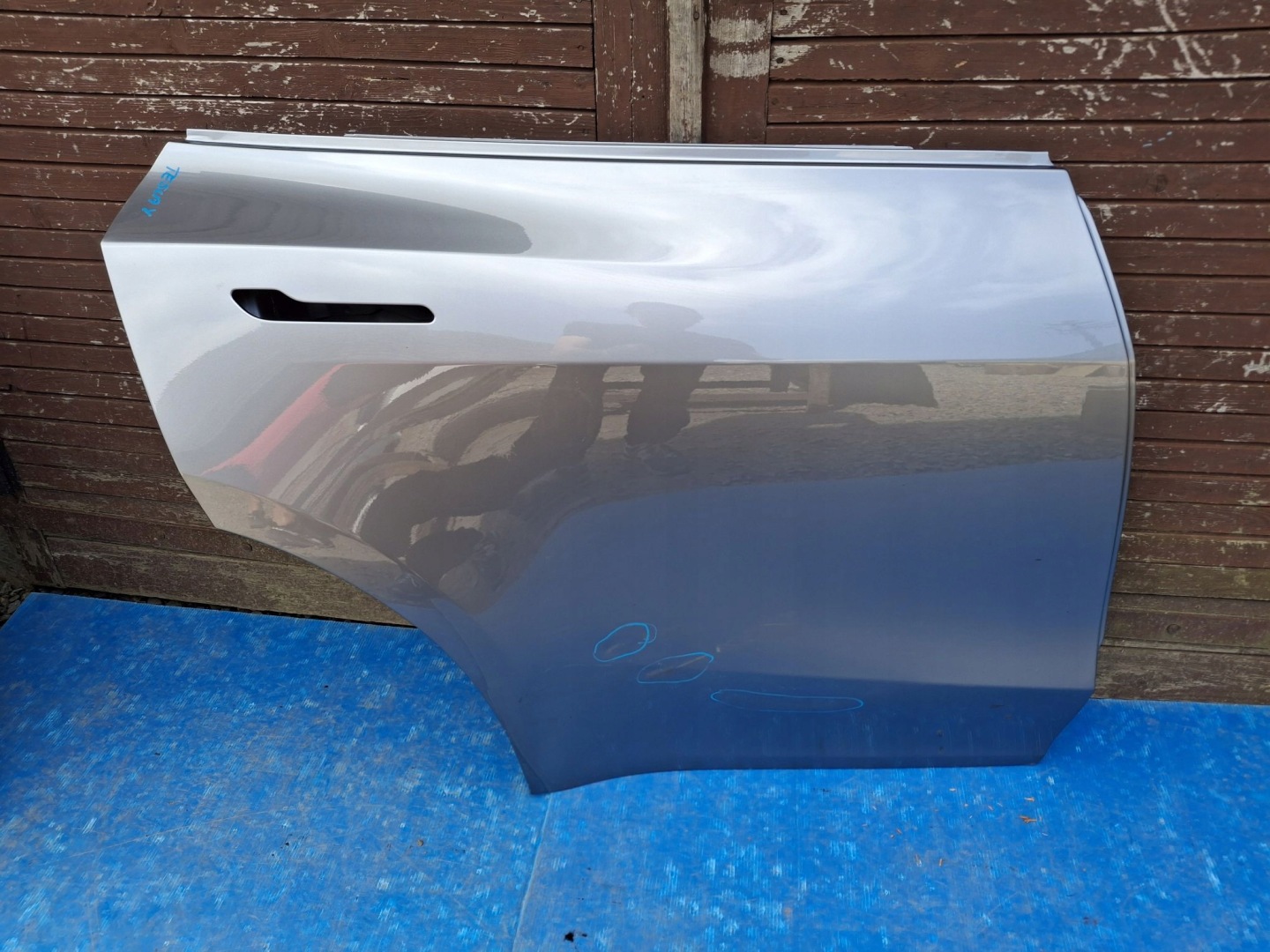 Tesla Model Y 005 Tür Hinten Rechts Door Porta Porte - Thumbnail 1