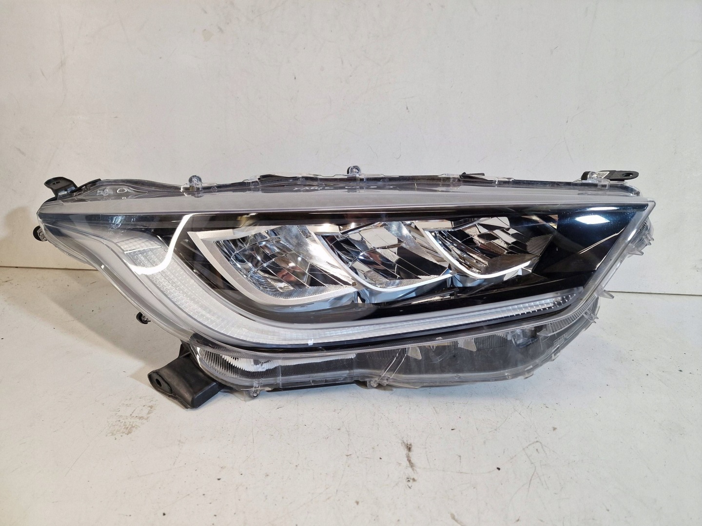 Frontscheinwerfer Toyota Yaris IV XP21 LED Rechts Scheinwerfer Headlight - Thumbnail 1