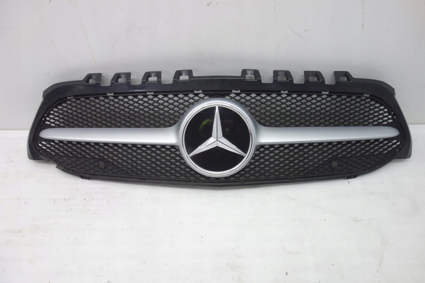 Mercedes-Benz A-Klasse W177 Kühlergrill FRONTGRILL Kühlergitter A0008880400 - Thumbnail 1