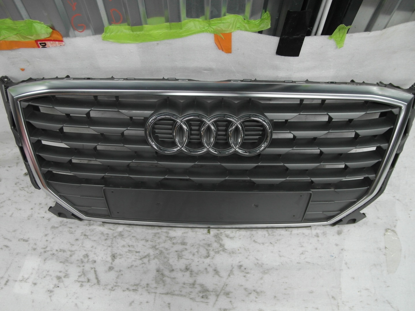 Audi Q2 Kühlergrill FRONTGRILL Kühlergitter 81A853651 - Thumbnail 5