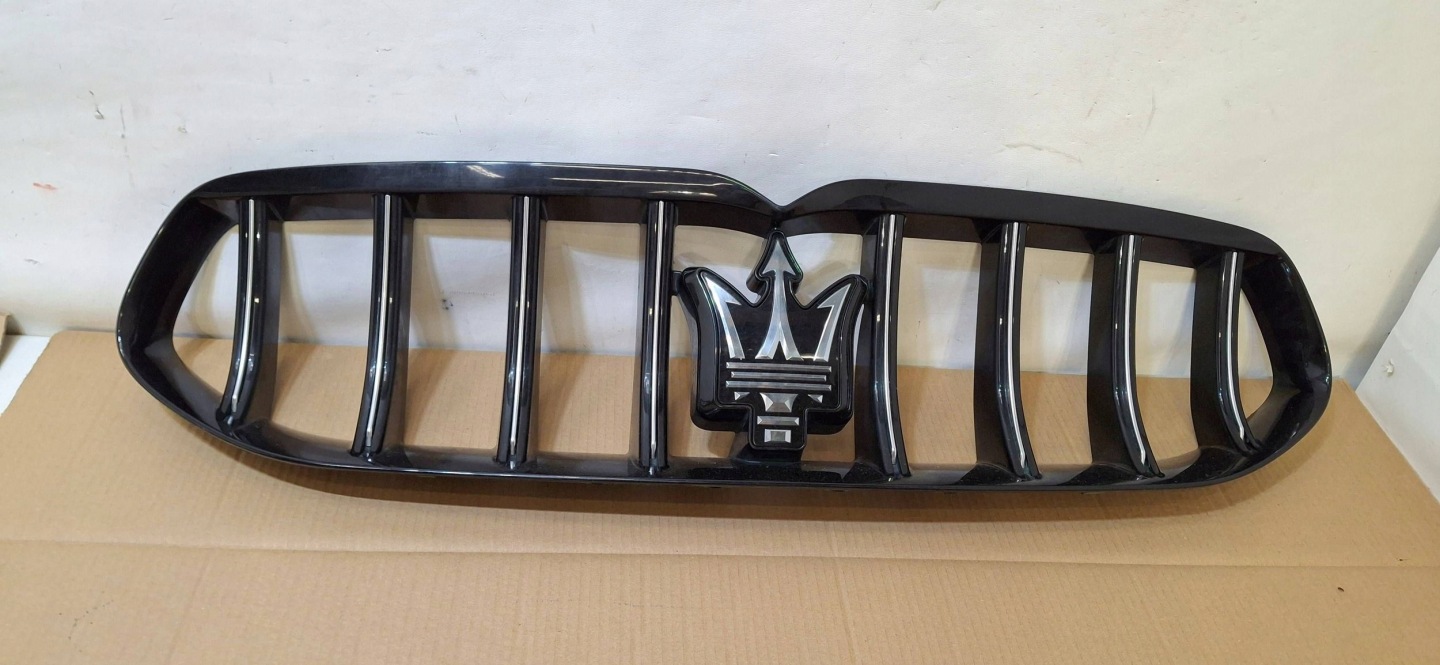 Maserati Grecale AM182 Kühlergrill FRONTGRILL Kühlergitter - Thumbnail 1