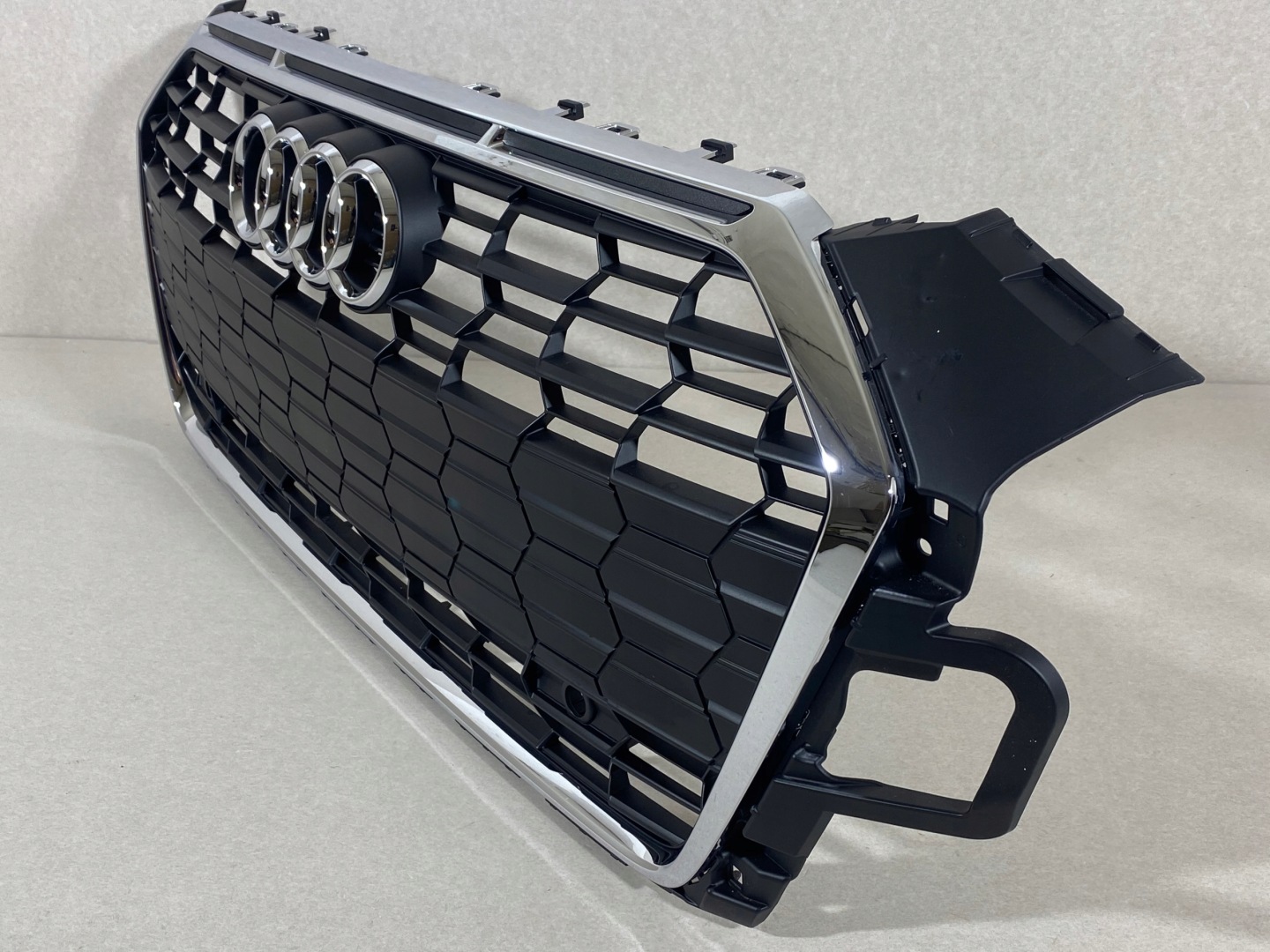 Audi A5 Kühlergrill FRONTGRILL Kühlergitter 8W6853651BE - Thumbnail 4