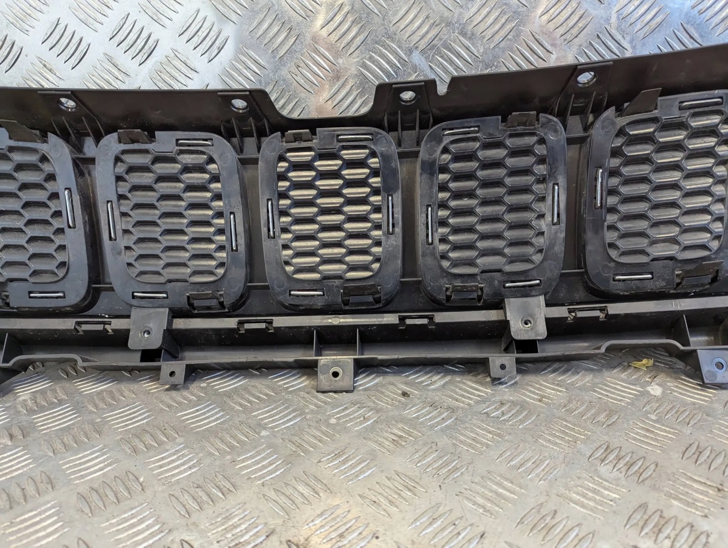 Jeep Compass MX Kühlergrill FRONTGRILL Kühlergitter 4010170340 - Thumbnail 9