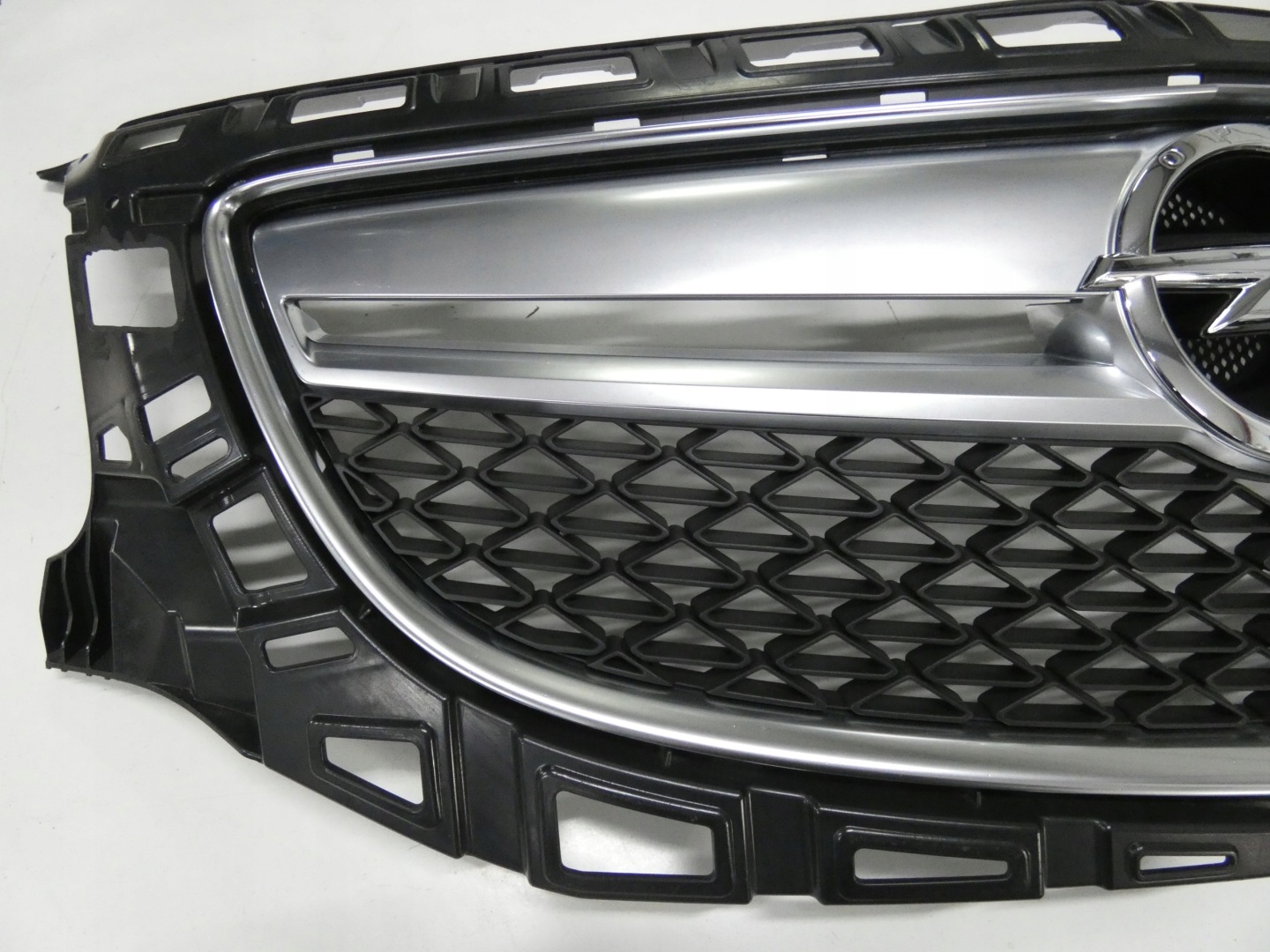 Opel Insignia Kühlergrill FRONTGRILL Kühlergitter 55100454 - Thumbnail 7