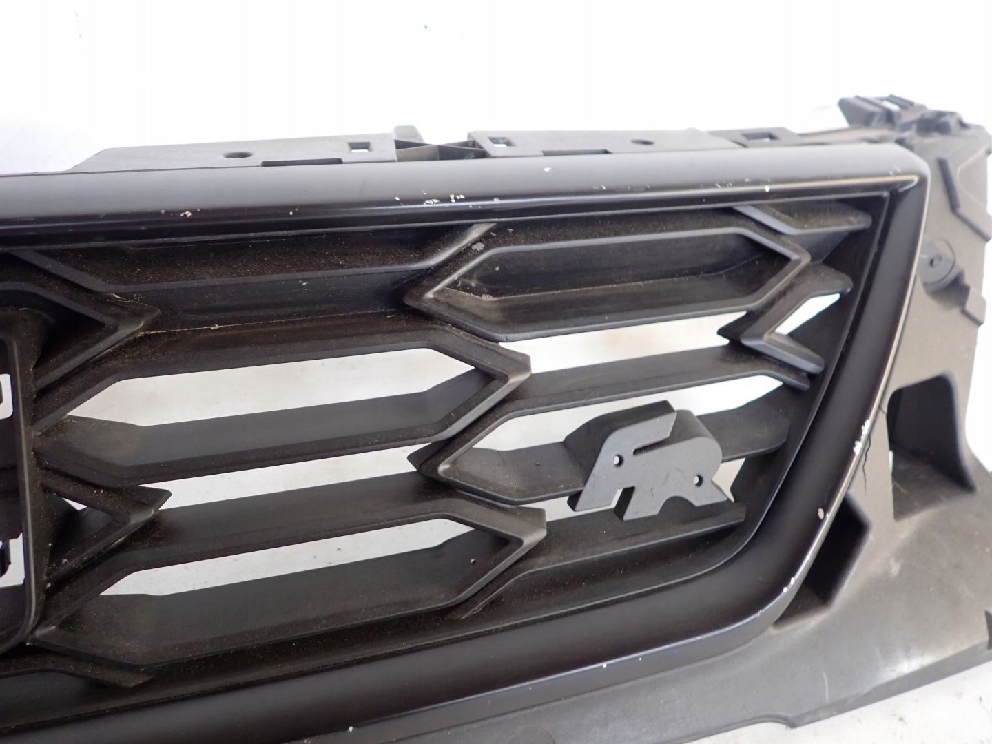 SEAT Leon II 1M Kühlergrill FRONTGRILL Kühlergitter 5F0853654J - Thumbnail 5