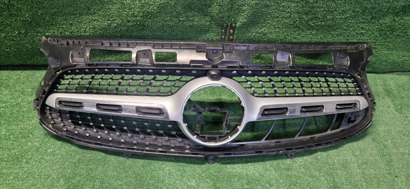 Mercedes-Benz GLA W156 Kühlergrill FRONTGRILL Kühlergitter W2478883201 - Thumbnail 1